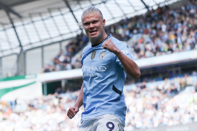 哈蘭德連續(xù)3個(gè)賽季主客場(chǎng)均能打進(jìn)至少10球，凱恩后英超第二人