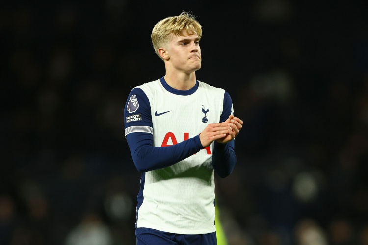 青春風(fēng)暴！熱刺對(duì)曼城首發(fā)平均年齡僅23歲243天，隊(duì)史英超第2年輕